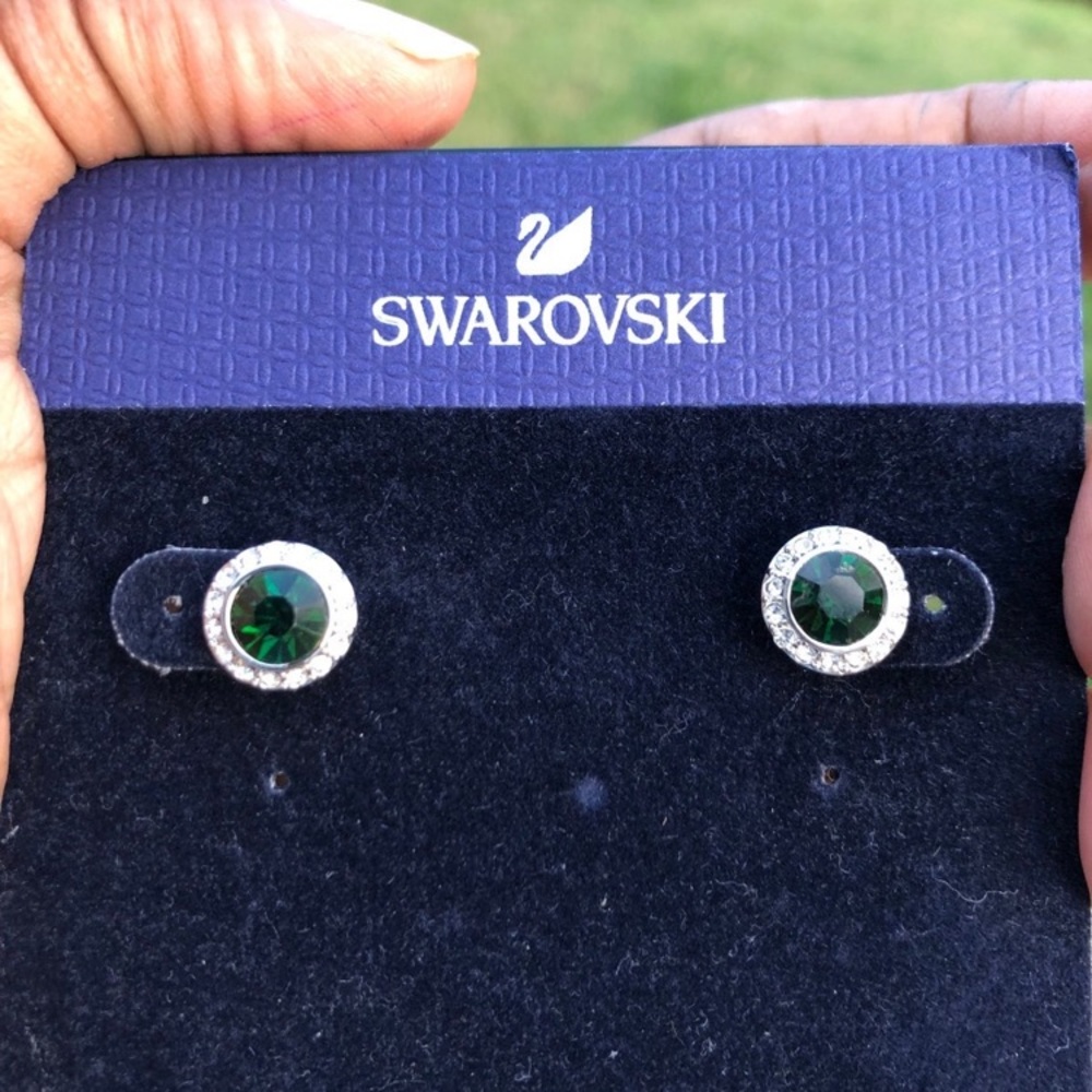 Authentic Swarovski angelic emerald rhodium plated earrings - Picture 10 of 11